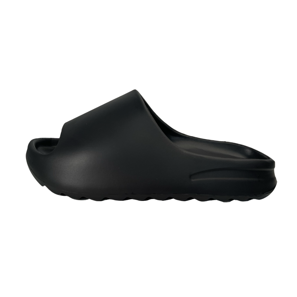 UC BLACK MARSHMALLOW SANDAL